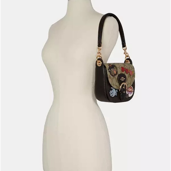 COACH | Kleo Shoulder Bag 17 Colorblock Signature Canvas With Disco Patches - Picture 2 of 10